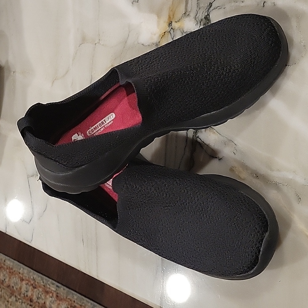 Women's shoes